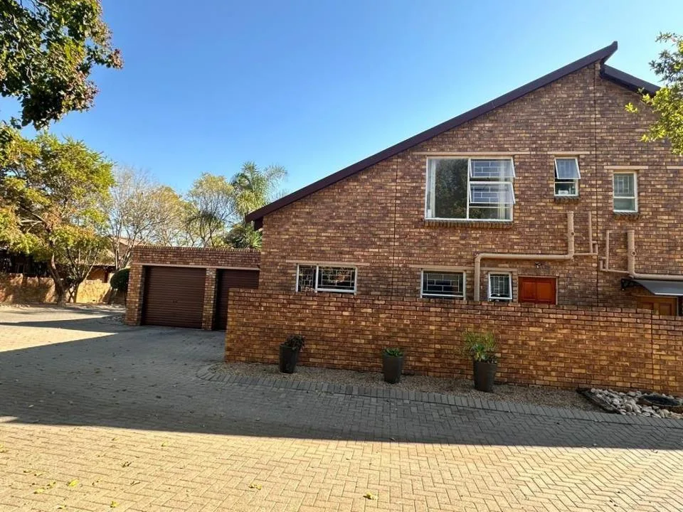3 Bedroom Townhouse to rent in Wilgeheuwel