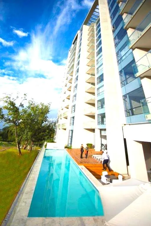 2 Bedroom Apartment / flat to rent in Morningside