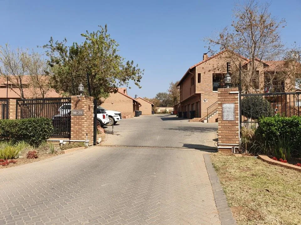2 Bedroom Apartment / flat to rent in Hazeldean