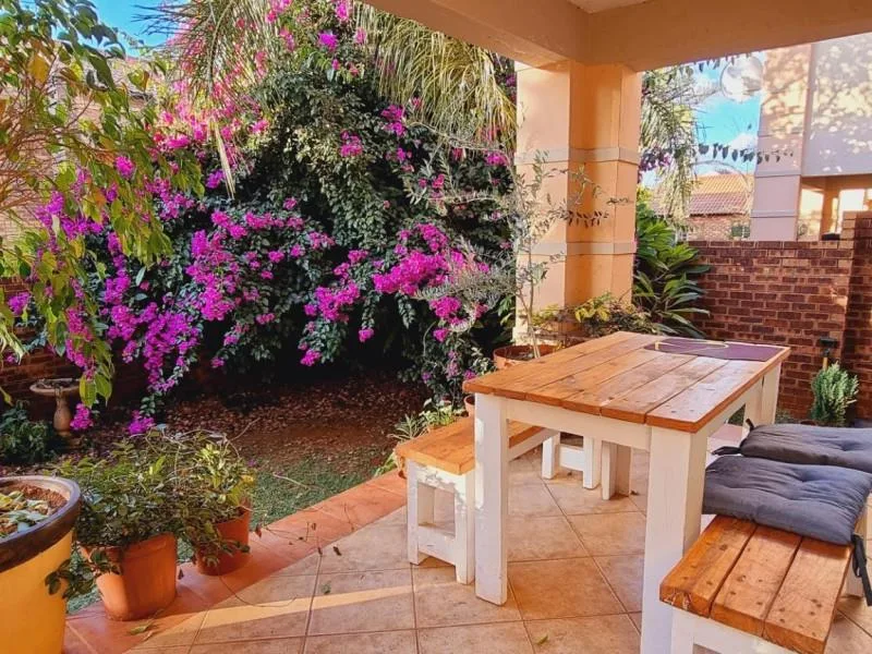 2 Bedroom Townhouse to rent in Equestria