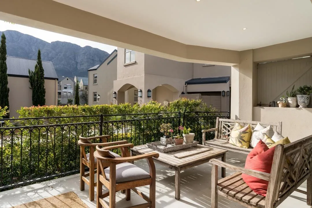 2 Bedroom Apartment / flat for sale in Franschhoek