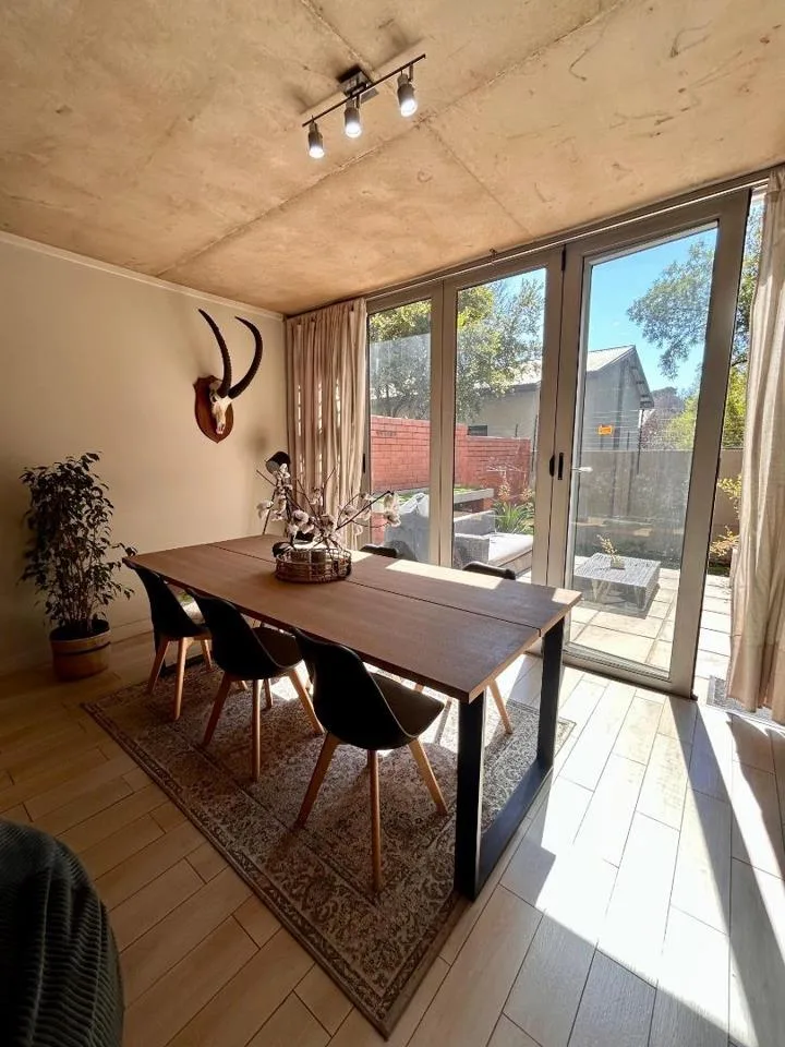 3 Bedroom Townhouse to rent in Lynnwood Manor