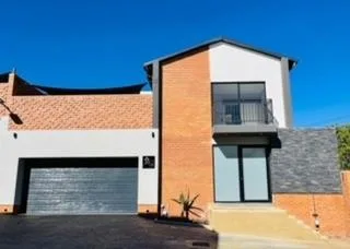 3 Bedroom Townhouse to rent in Morningside