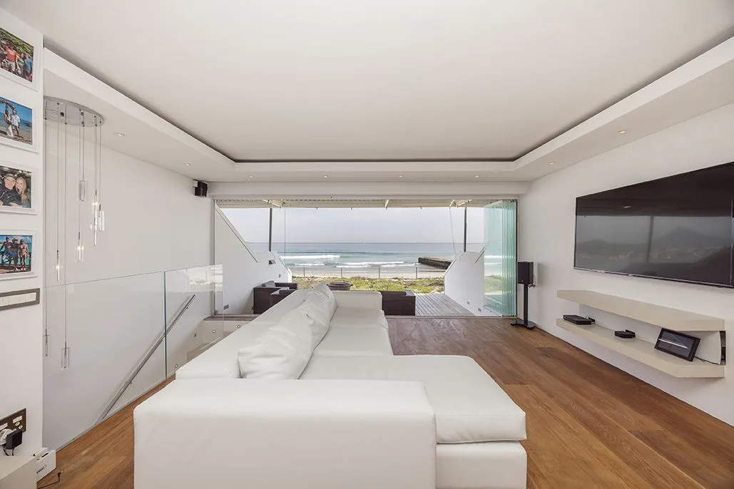 3 Bedroom Apartment / flat for sale in Lagoon Beach