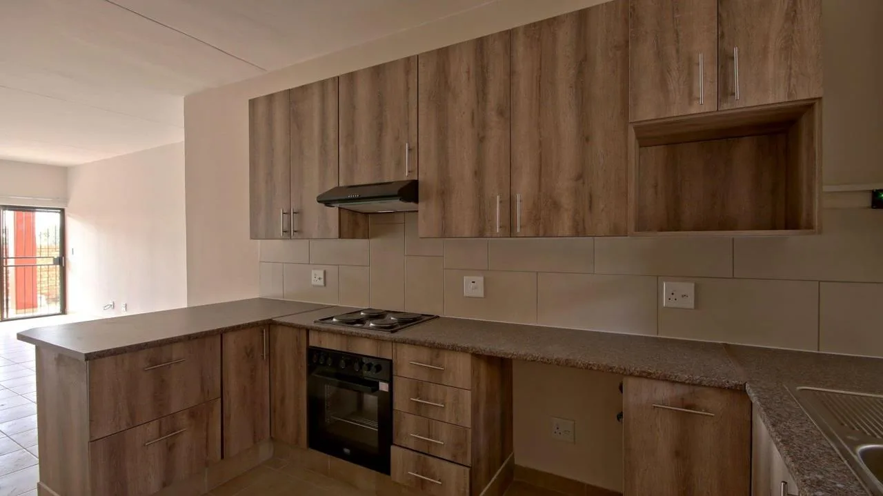 3 Bedroom Apartment / flat to rent in Wierda Park