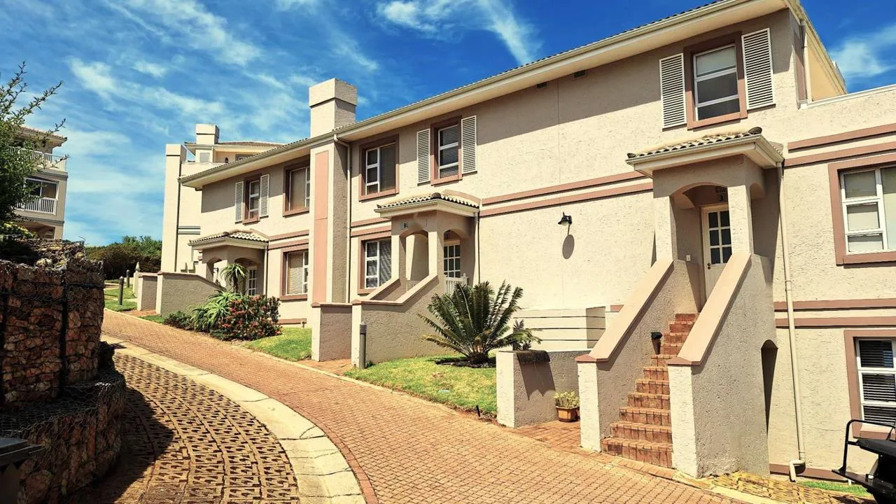 2 Bedroom Townhouse for sale in Pinnacle Point Golf Estate