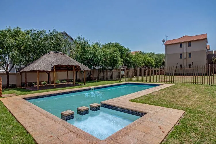 2 Bedroom Apartment / flat to rent in The Stewards
