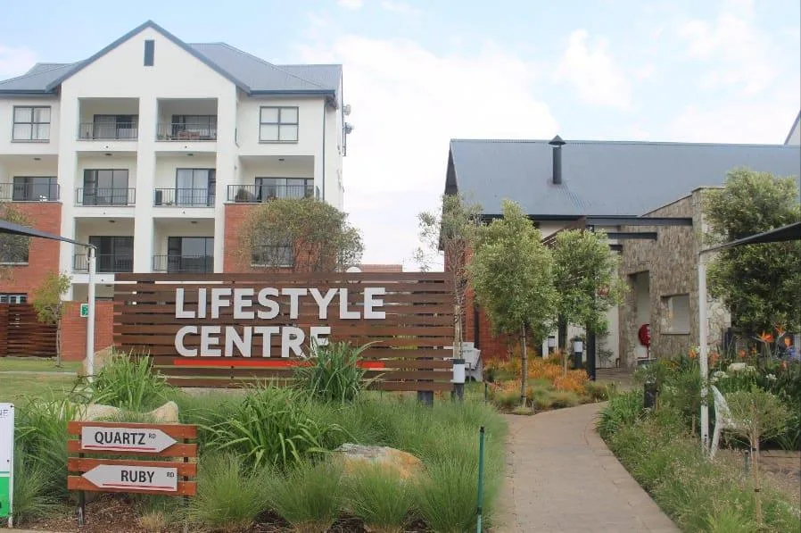 2 Bedroom Apartment / flat to rent in Greenstone Hill