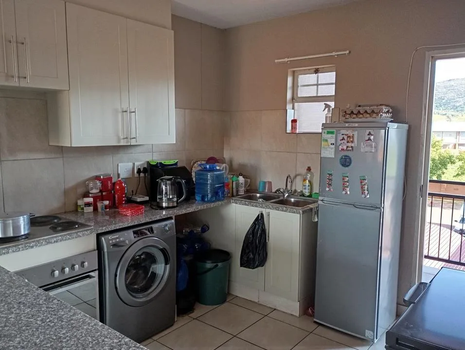 2 Bedroom Apartment / flat to rent in Annlin-Wes
