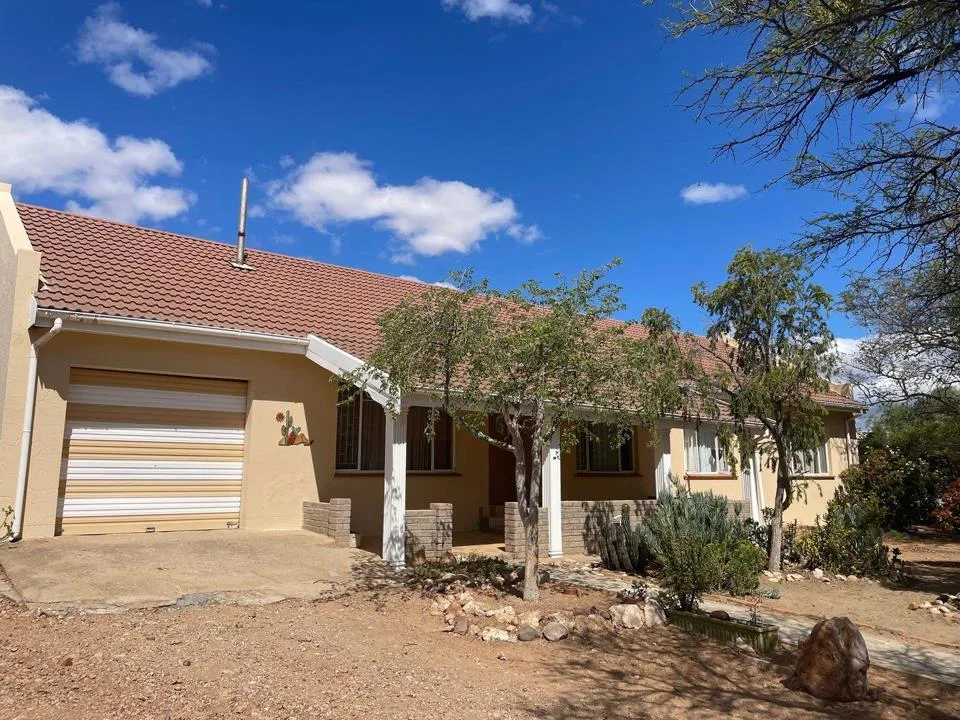 3 Bedroom House for sale in Calitzdorp