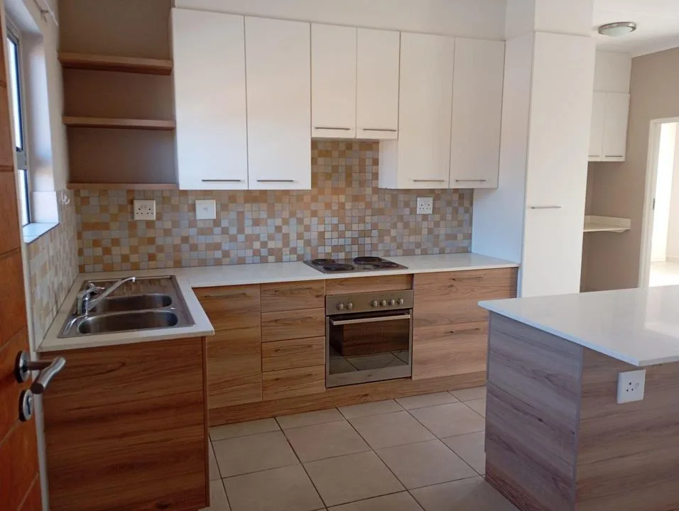 2 Bedroom Apartment / flat to rent in Montana