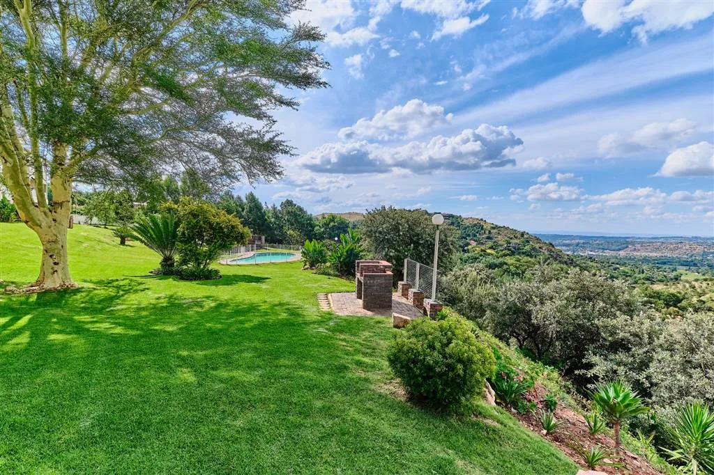 2 Bedroom Apartment / flat to rent in Kloofendal