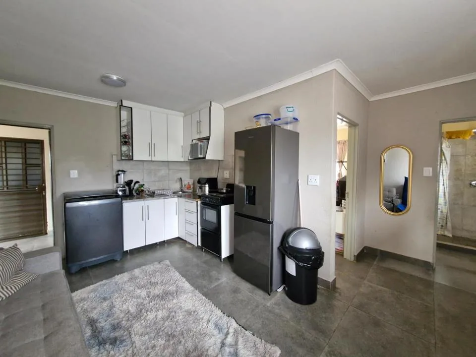 1 Bedroom House to rent in Birch Acres