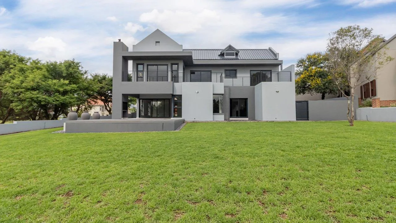 4 Bedroom House for sale in Waterlake Farm Lifestyle Estate