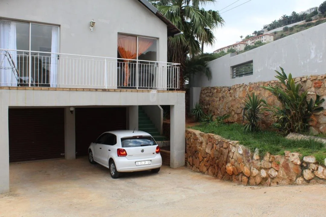 2 Bedroom House to rent in Constantia Kloof
