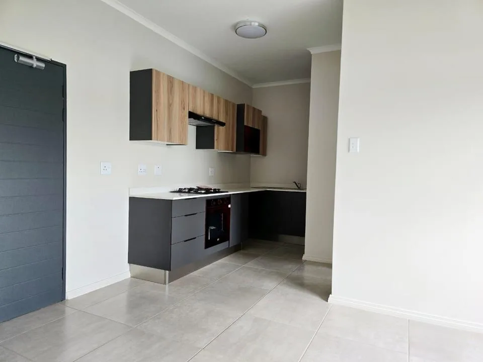 2 Bedroom Apartment / flat to rent in Glen Austin AH