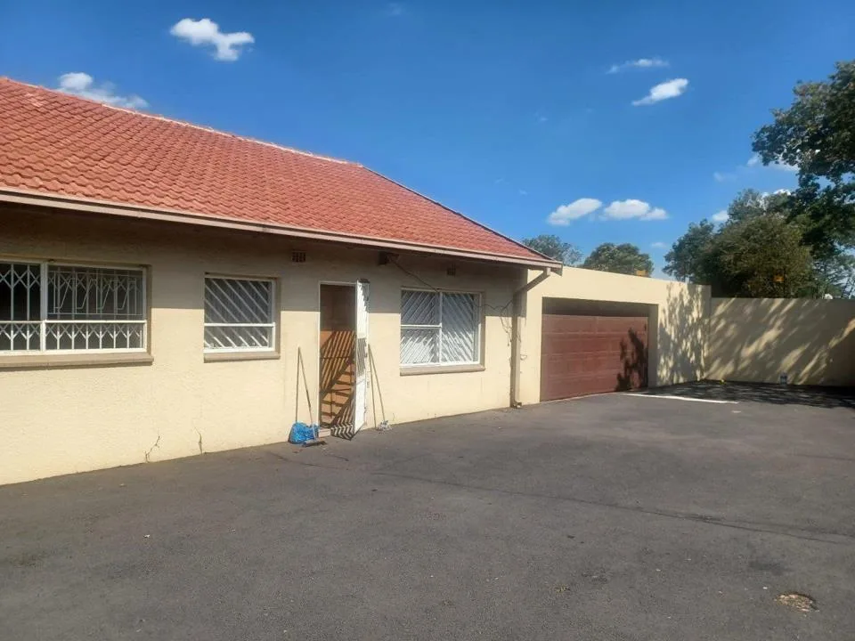 4 Bedroom House to rent in Brackenhurst