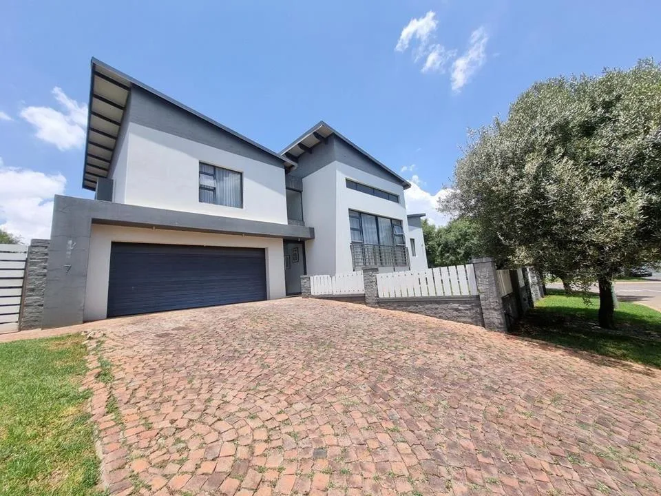 4 Bedroom House to rent in Copperleaf Estate