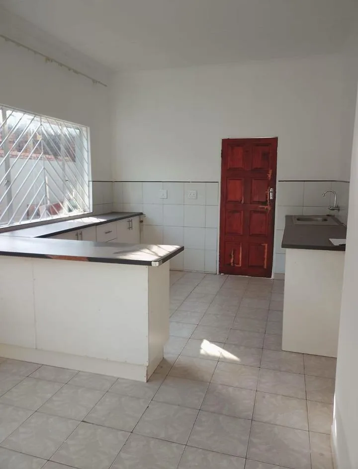 2 Bedroom Apartment / flat to rent in Laudium