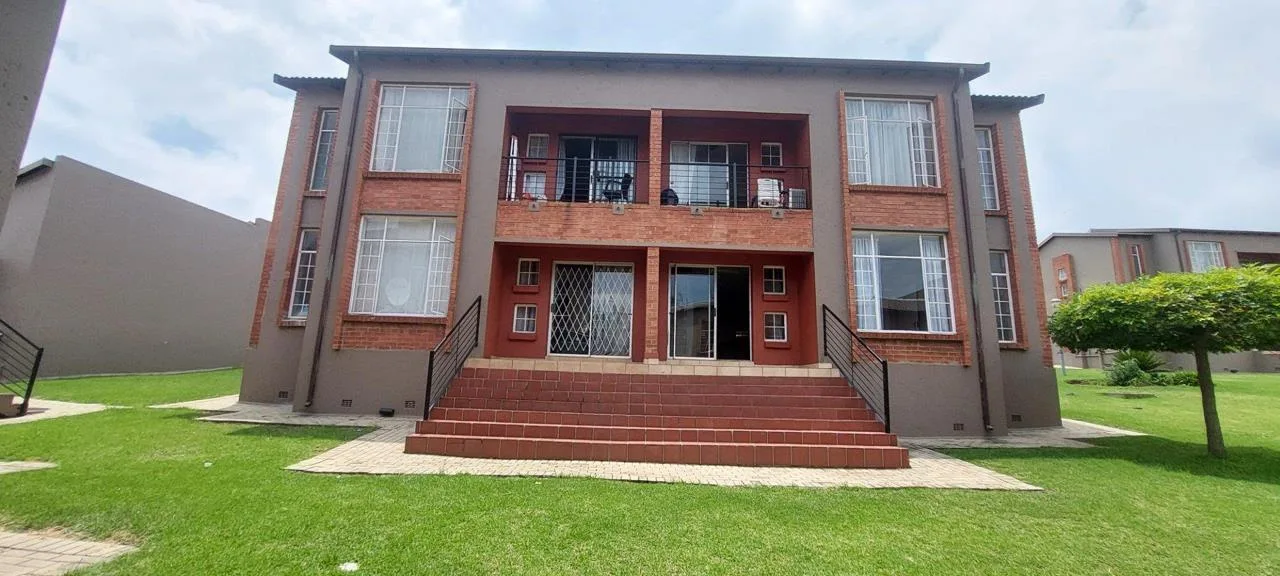 2 Bedroom Apartment / flat to rent in Honeydew Grove
