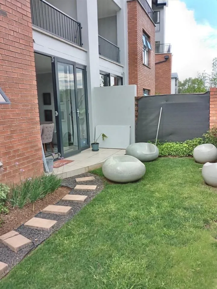 3 Bedroom Apartment / flat to rent in Olivedale