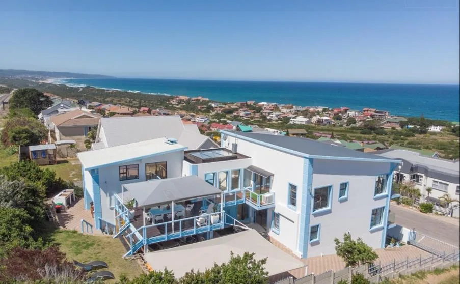 8 Bedroom House for sale in Tergniet