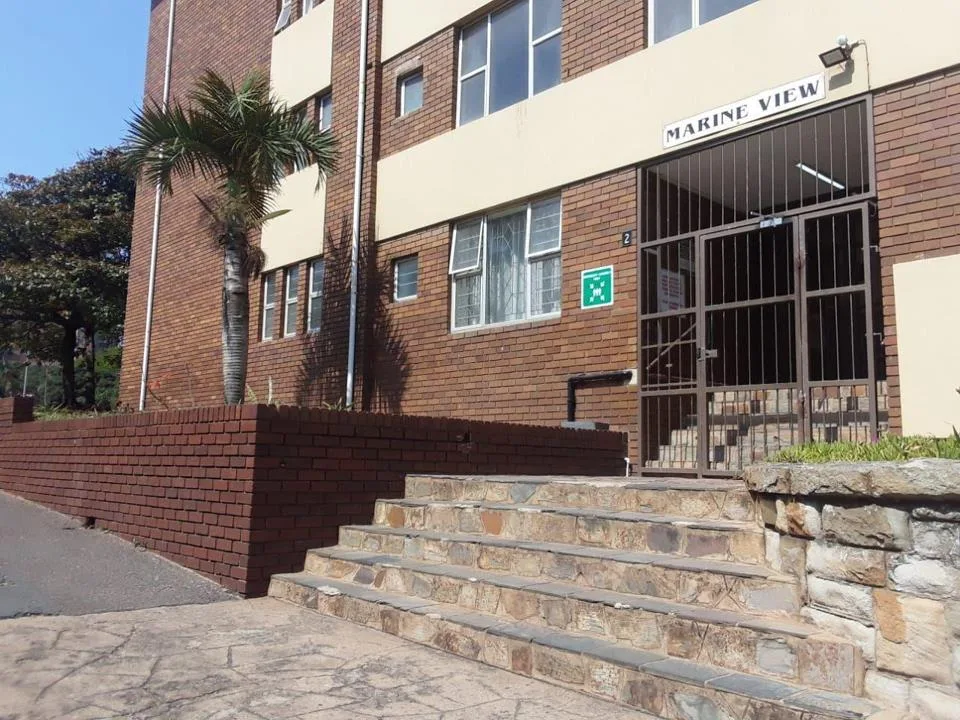 0.5 Bedroom Apartment / flat to rent in Durban Central