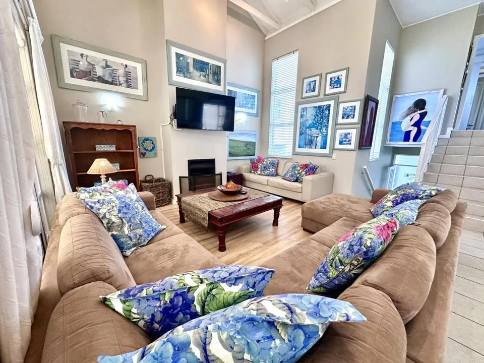 2 Bedroom House for sale in Pinnacle Point Golf Estate
