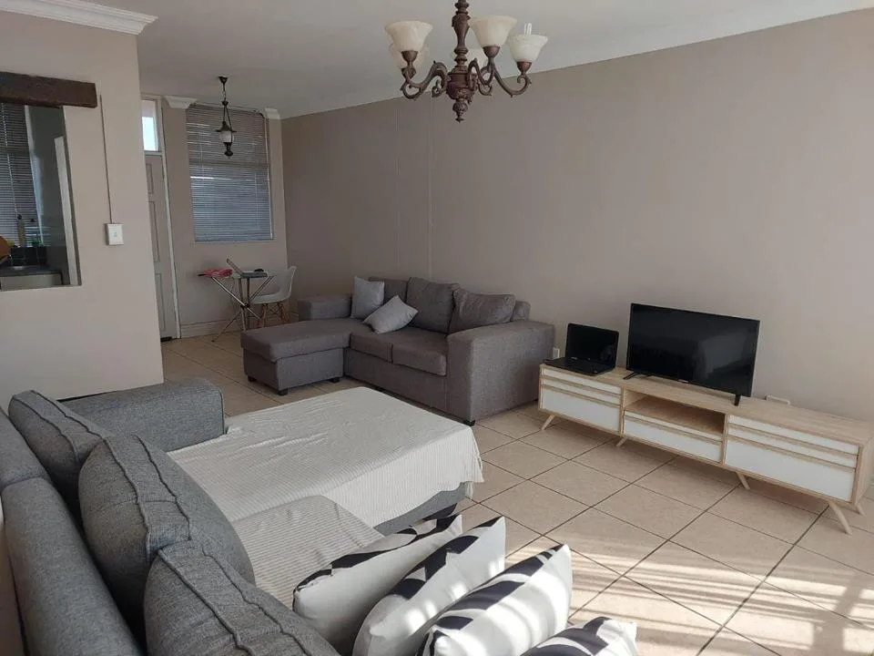 2 Bedroom Apartment / flat to rent in La Montagne