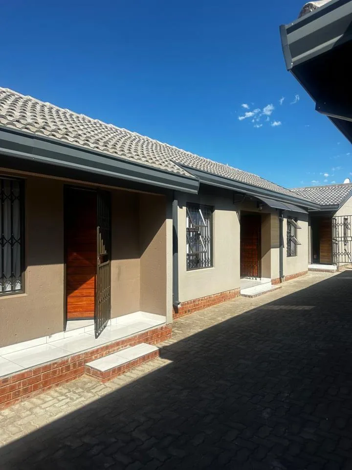 Apartment / flat to rent in Soshanguve South