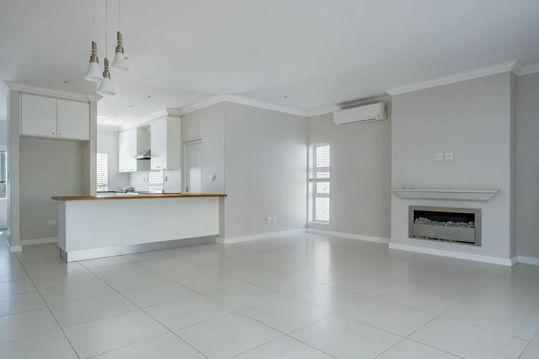 3 Bedroom House for sale in Val de Vie Estate