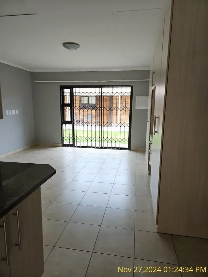 Apartment / flat to rent in Sylviavale