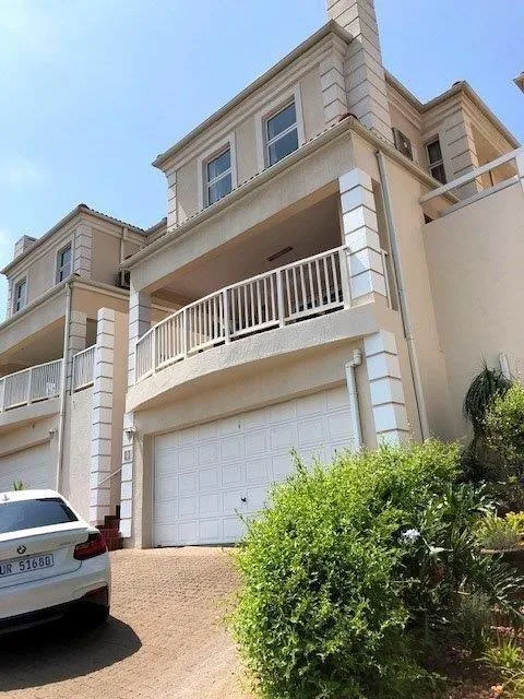 3 Bedroom Townhouse to rent in La Lucia