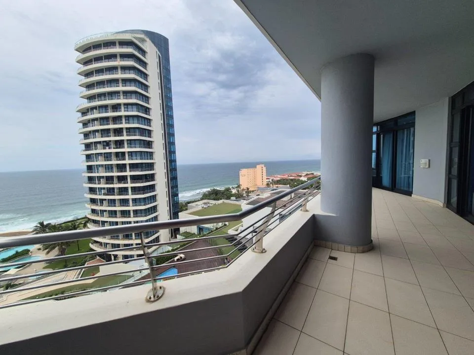3 Bedroom Apartment / flat to rent in Umhlanga Central