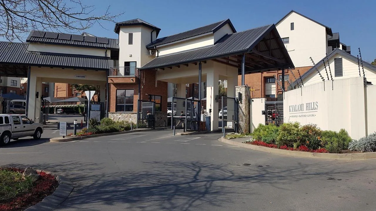 2 Bedroom Apartment / flat to rent in Kyalami Hills