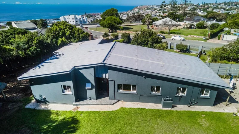 3 Bedroom House for sale in Mossel Bay Central