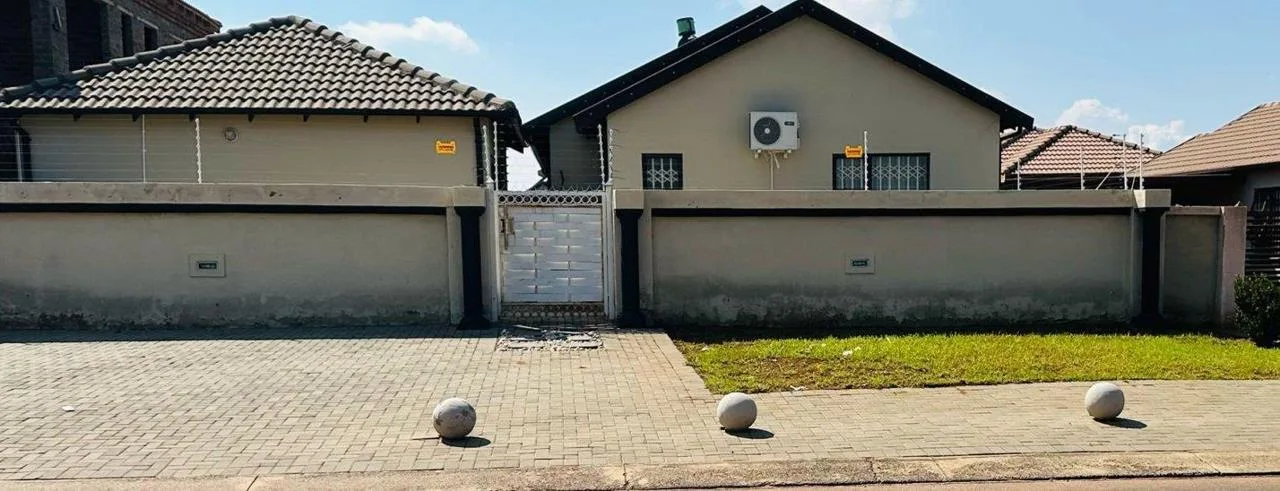 3 Bedroom House to rent in Soshanguve VV