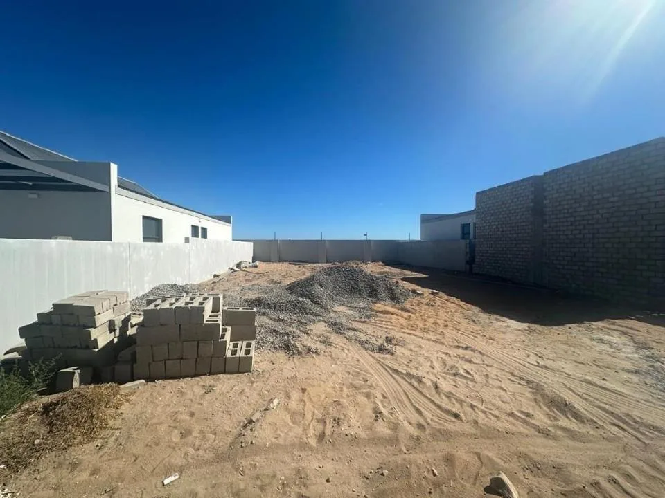 3 Bedroom House for sale in Laguna