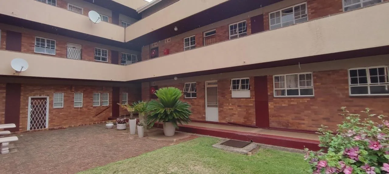 2 Bedroom Apartment / flat for sale in Stilfontein