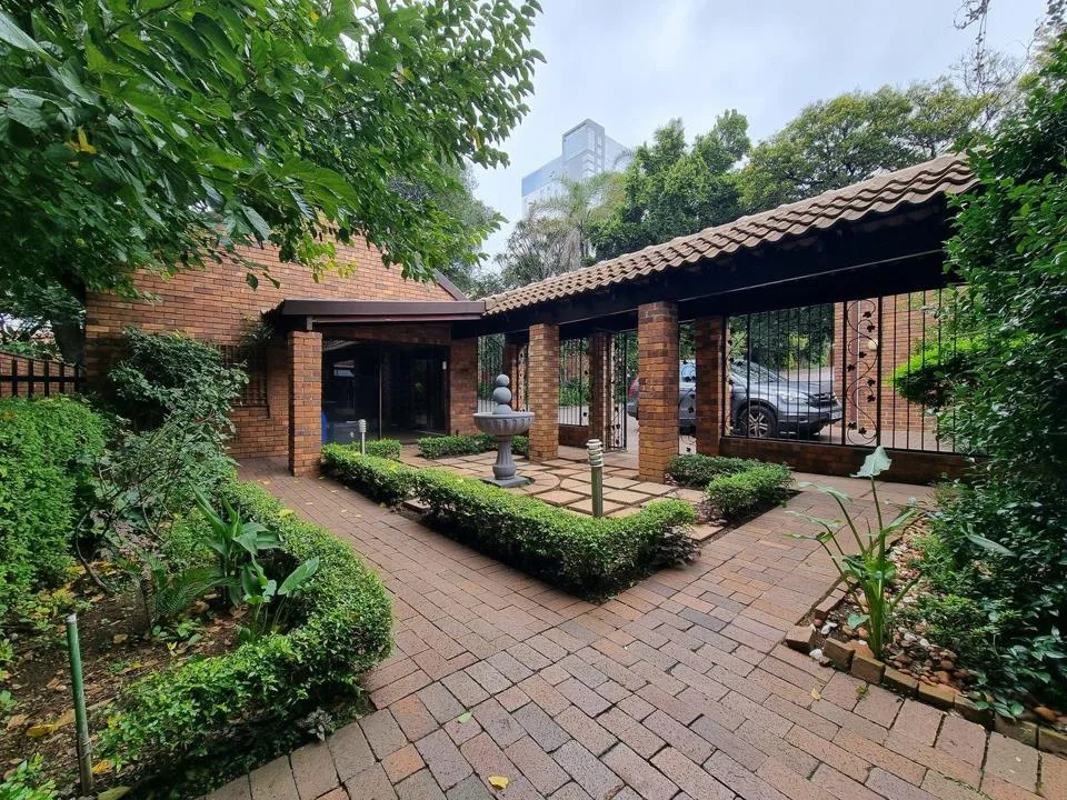 3 Bedroom Townhouse to rent in Sandown