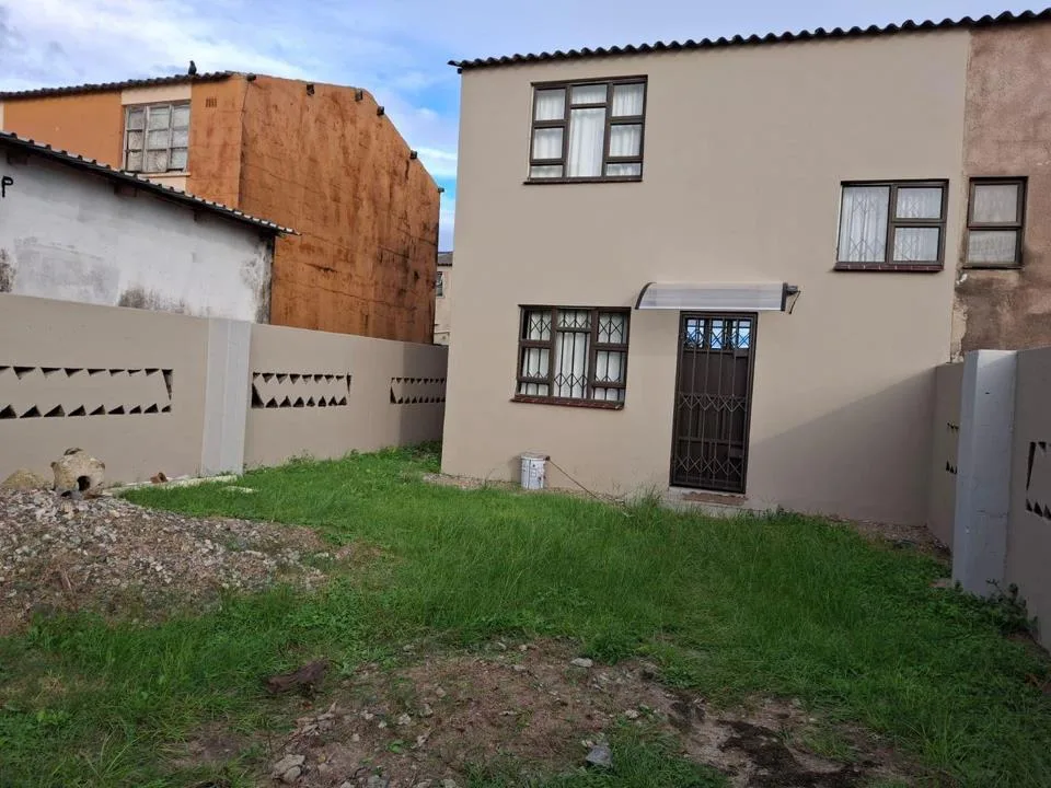 3 Bedroom Apartment / flat to rent in Esikhawini