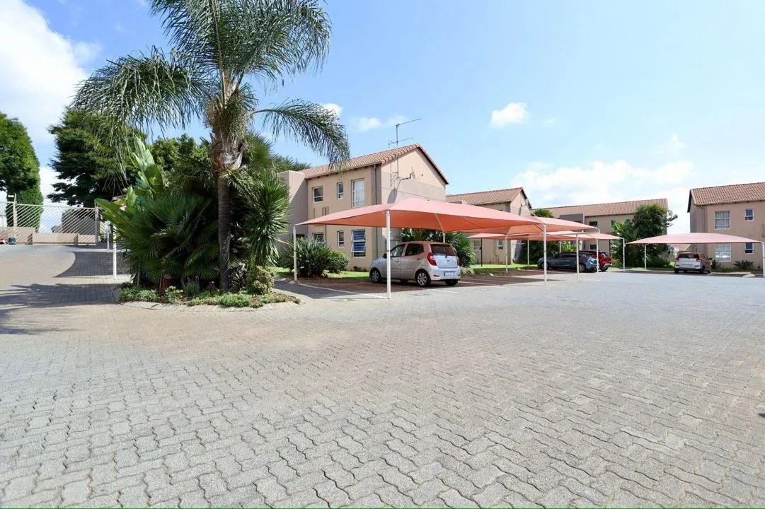 0.5 Bedroom Apartment / flat to rent in Allen's Nek