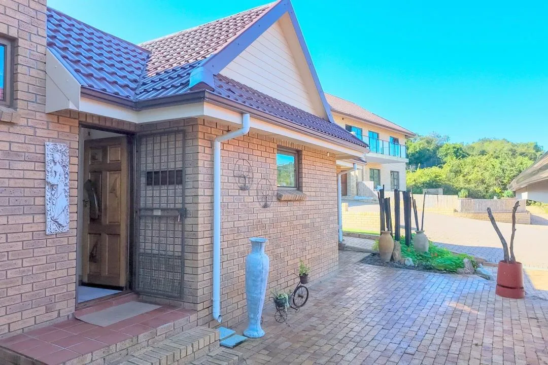 3 Bedroom House for sale in Dolphin Creek Golf Estate