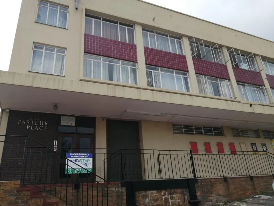 1 Bedroom Apartment / flat to rent in Rembrandt Park