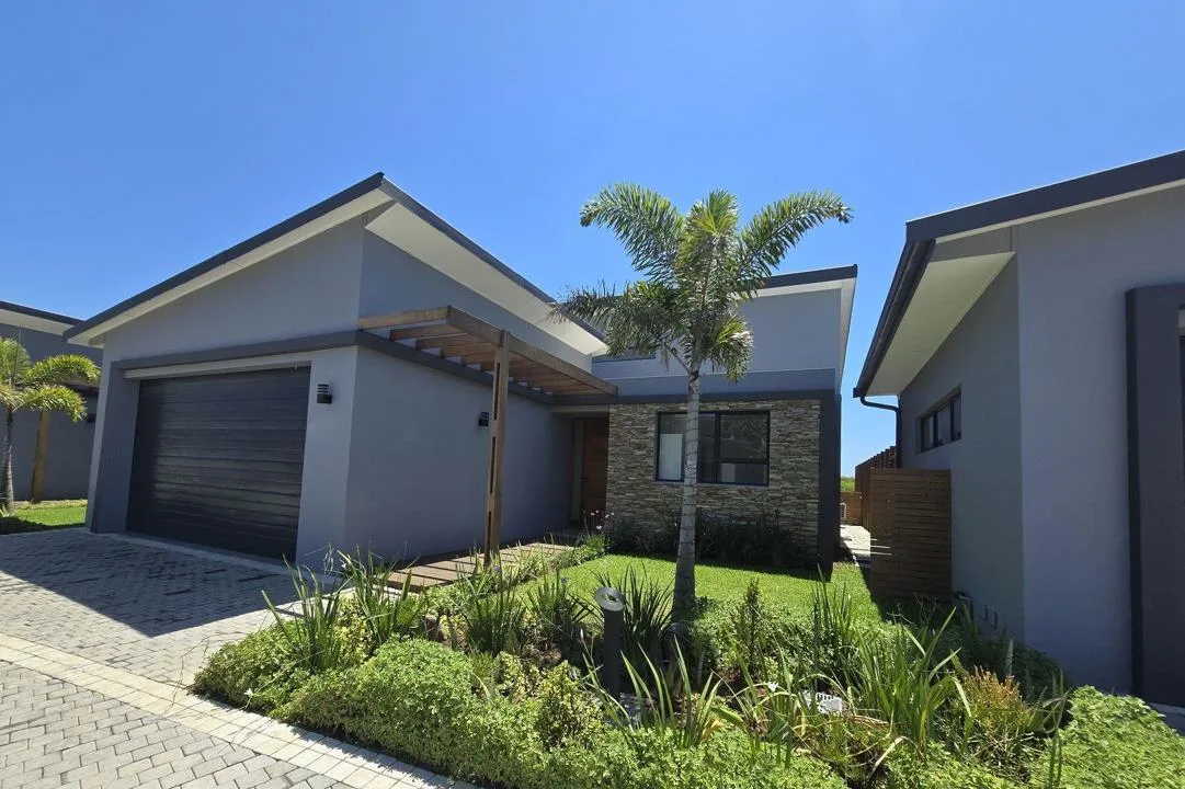 3 Bedroom Townhouse to rent in New Salt Rock City