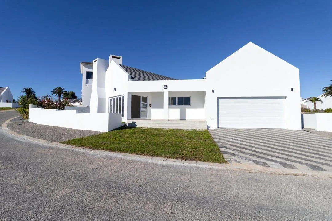 3 Bedroom House for sale in Shelley Point