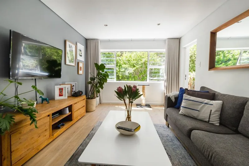 1 Bedroom Apartment / flat to rent in Mouille Point