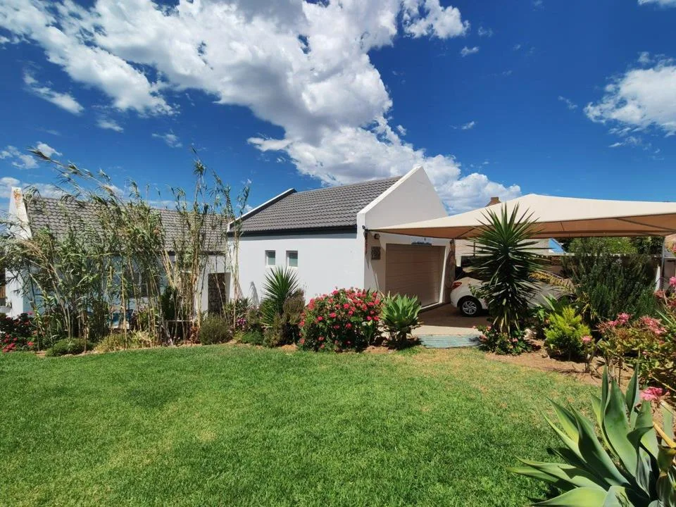 3 Bedroom House for sale in Kleinkoornhuis