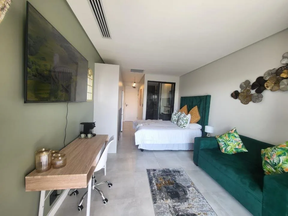 0.5 Bedroom Apartment / flat to rent in Waterfall