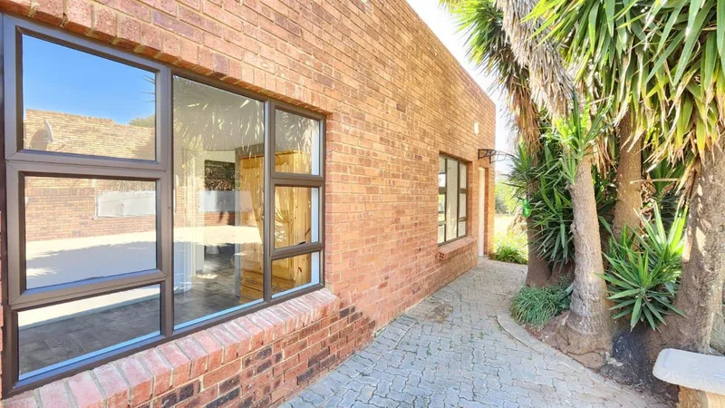 2 Bedroom House to rent in Riversdale